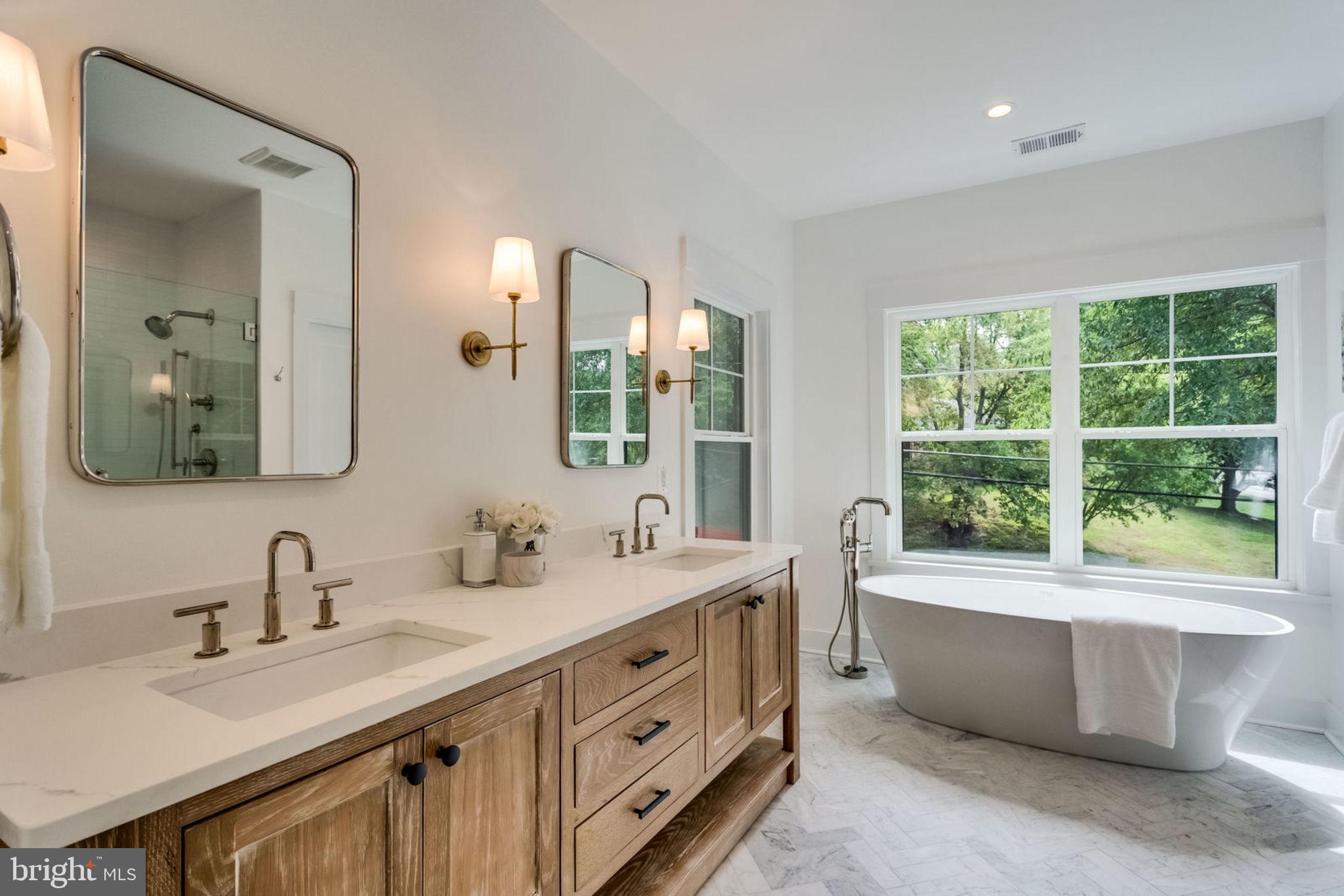 BELLEVUE FOREST - Residential