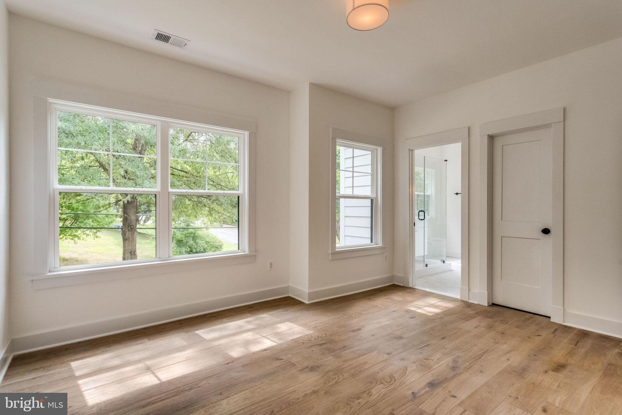 BELLEVUE FOREST - Residential