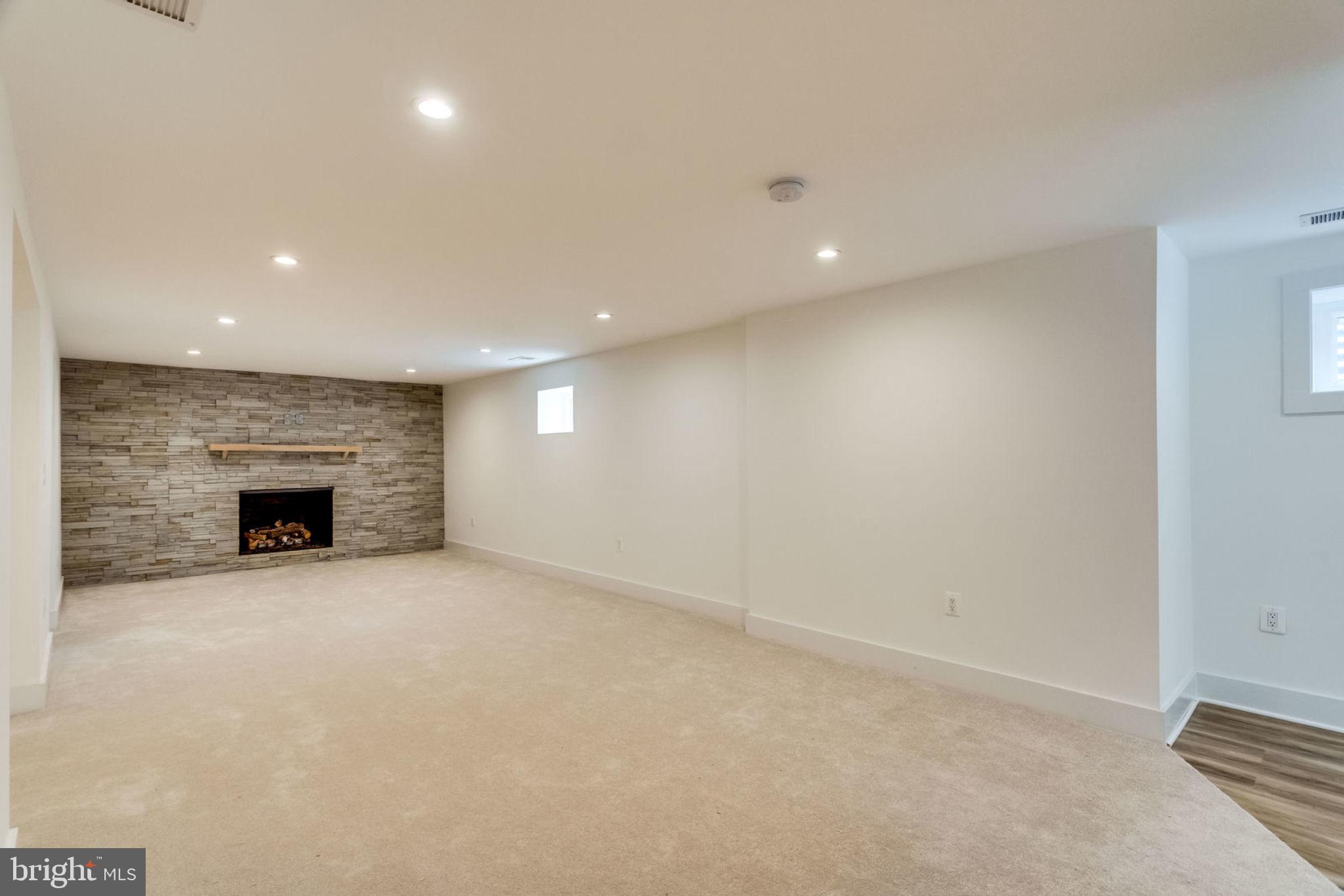 BELLEVUE FOREST - Residential