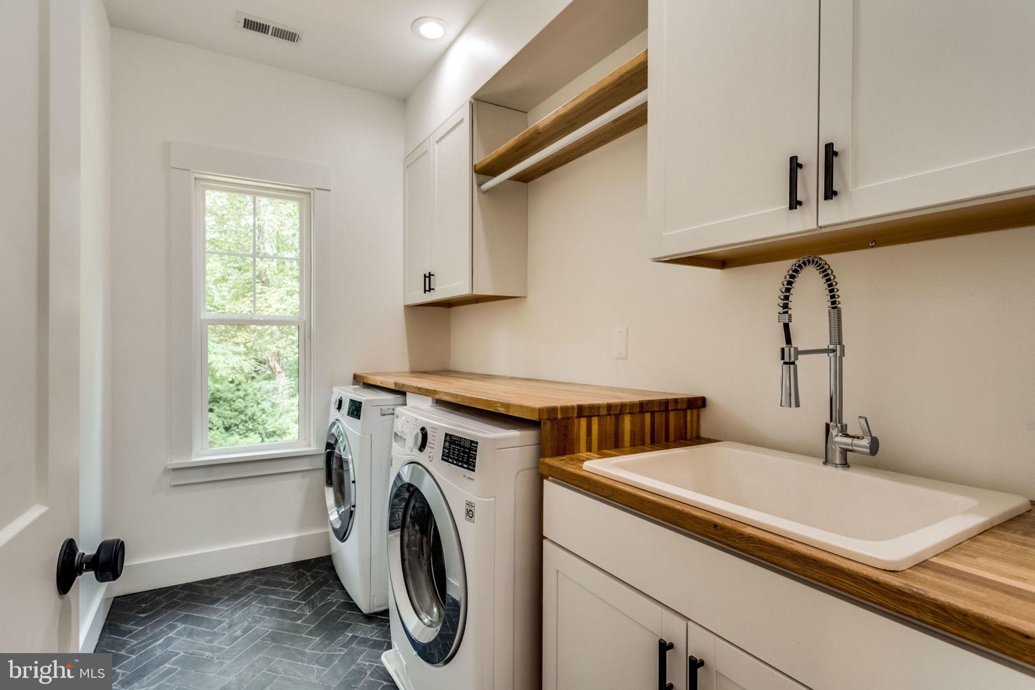 BELLEVUE FOREST - Residential