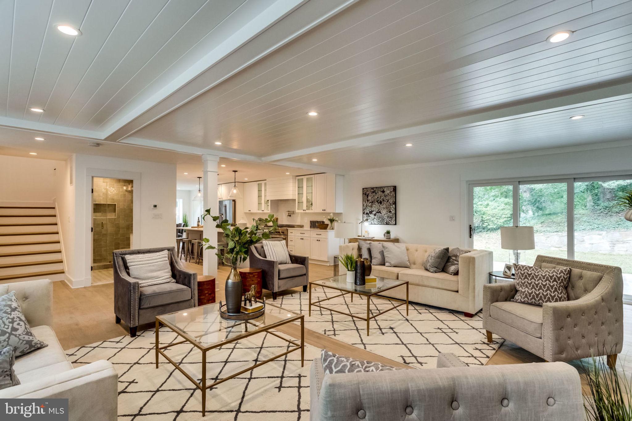 BELLEVUE FOREST - Residential