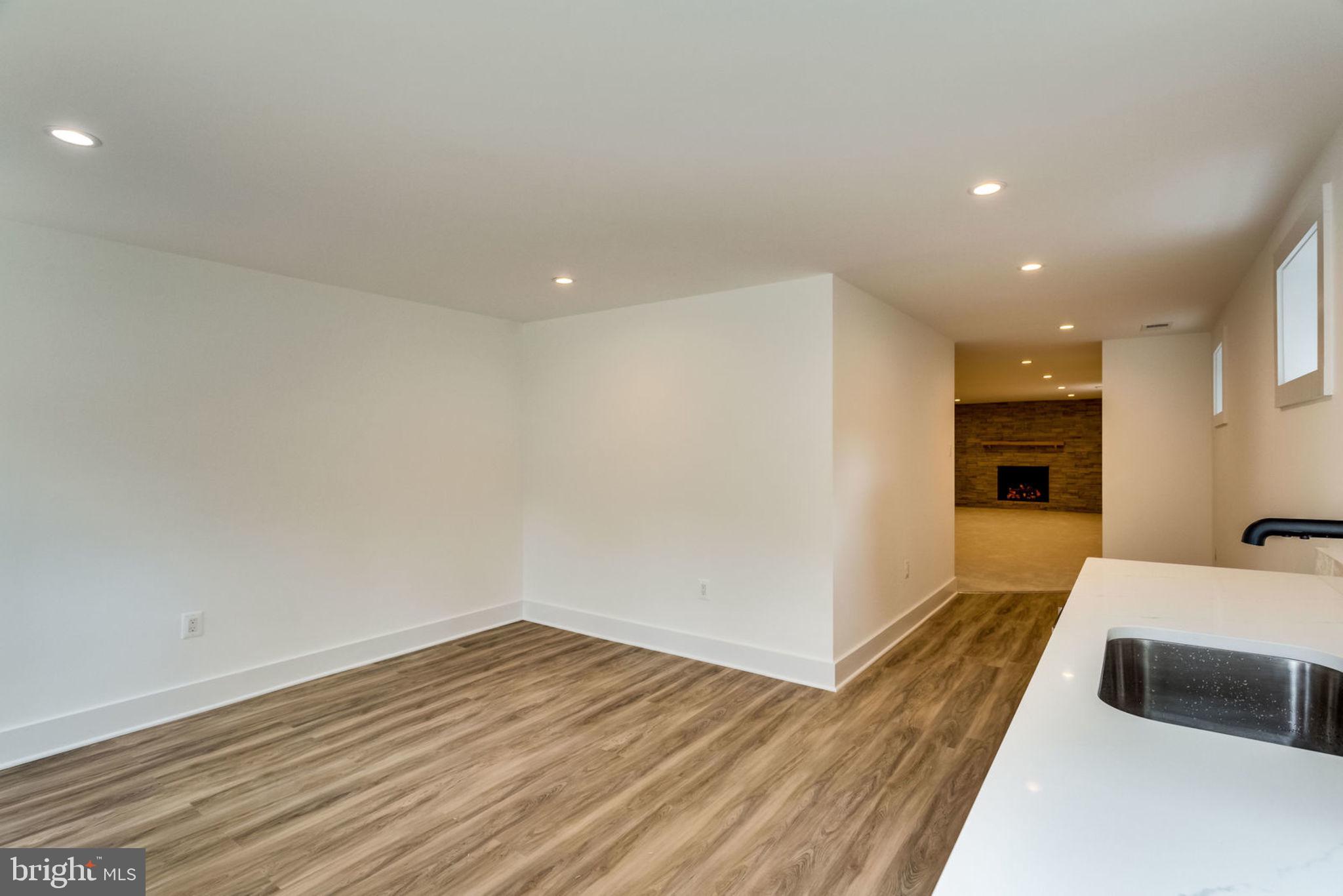 BELLEVUE FOREST - Residential