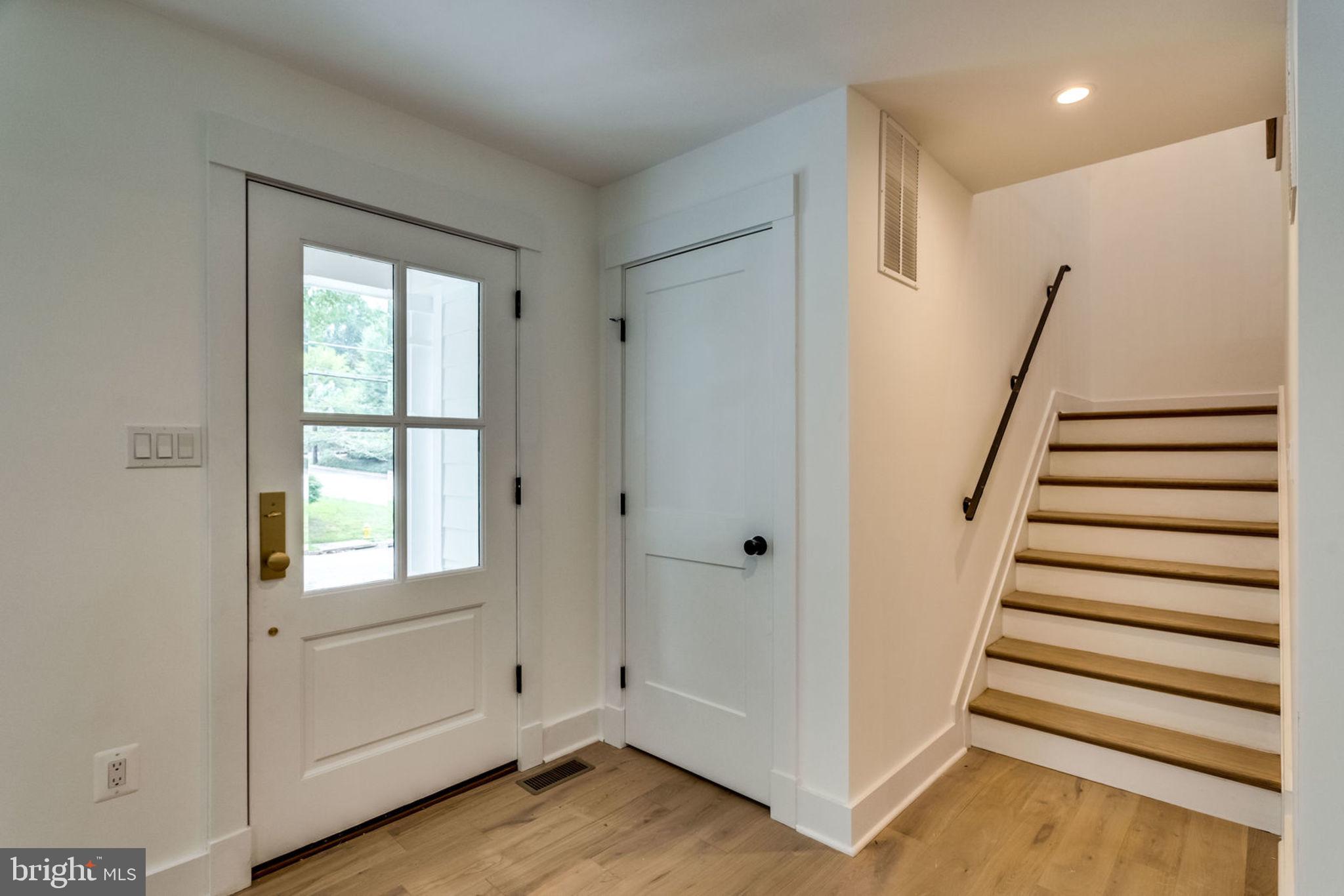 BELLEVUE FOREST - Residential