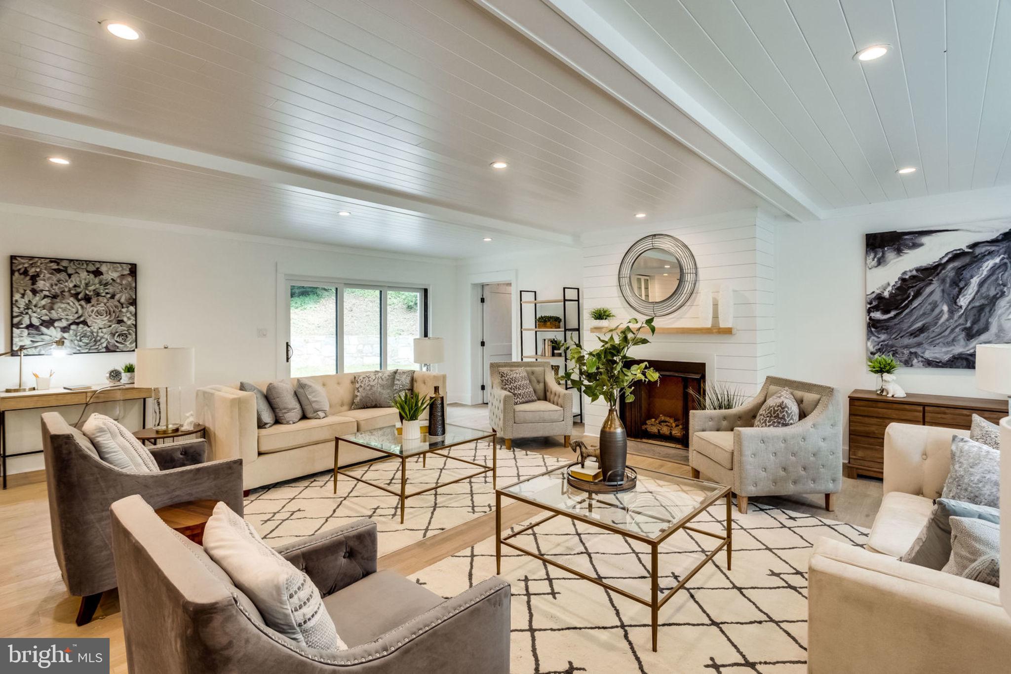 BELLEVUE FOREST - Residential