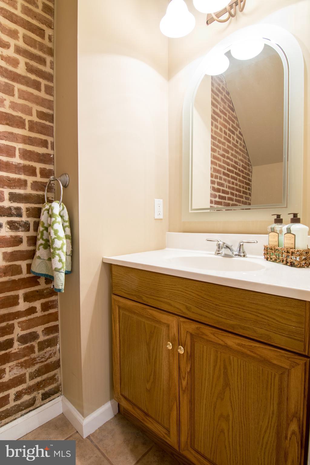 CANTON - Residential Lease