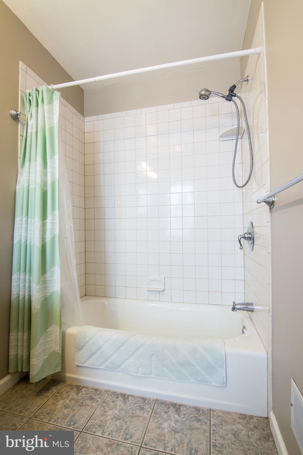 CANTON - Residential Lease