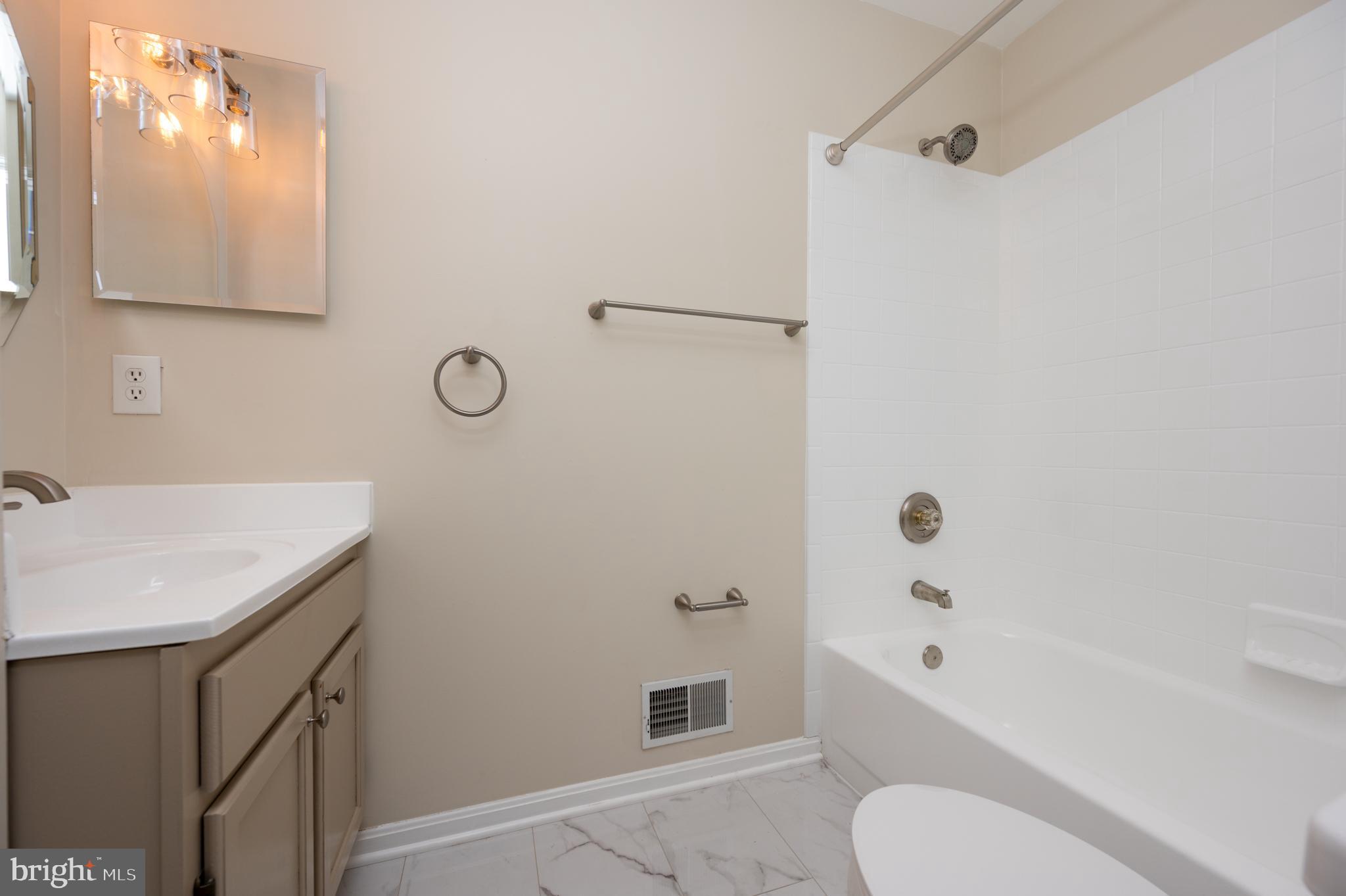 PINE VALLEY - Residential