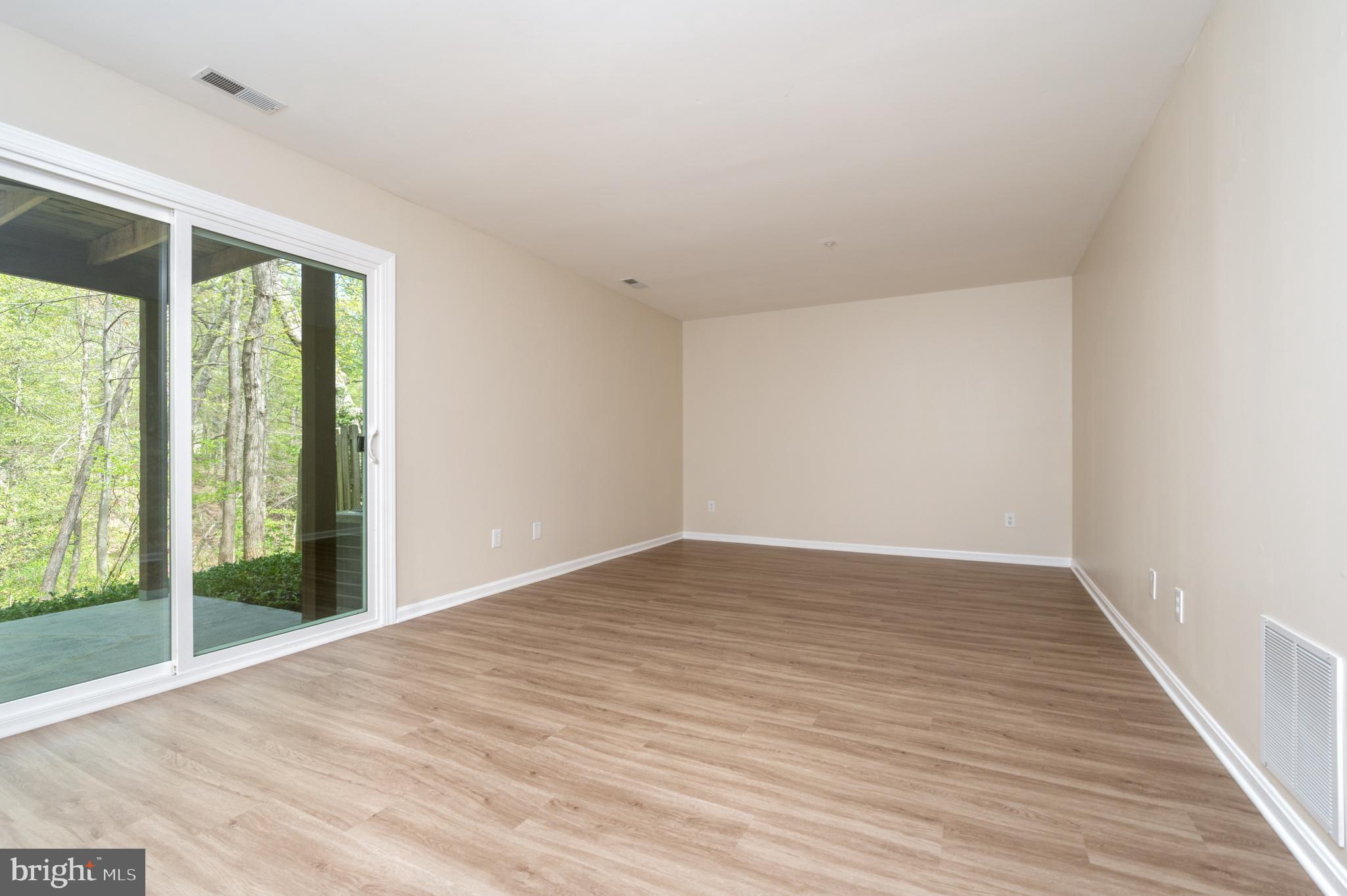 PINE VALLEY - Residential