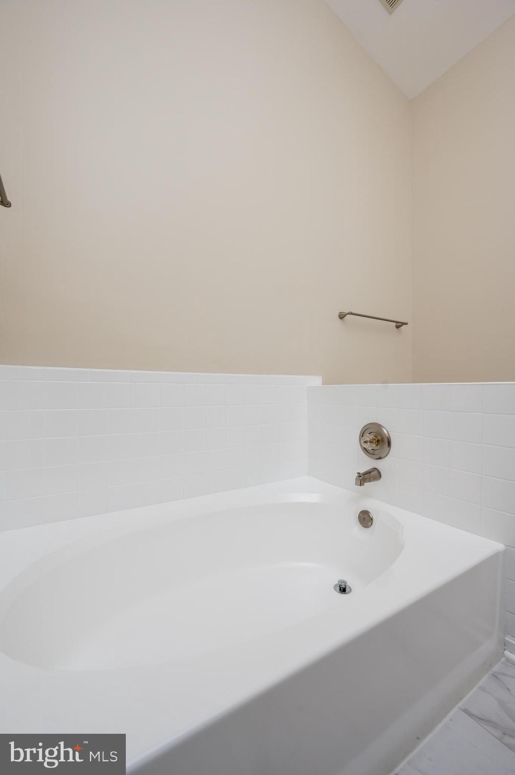 PINE VALLEY - Residential