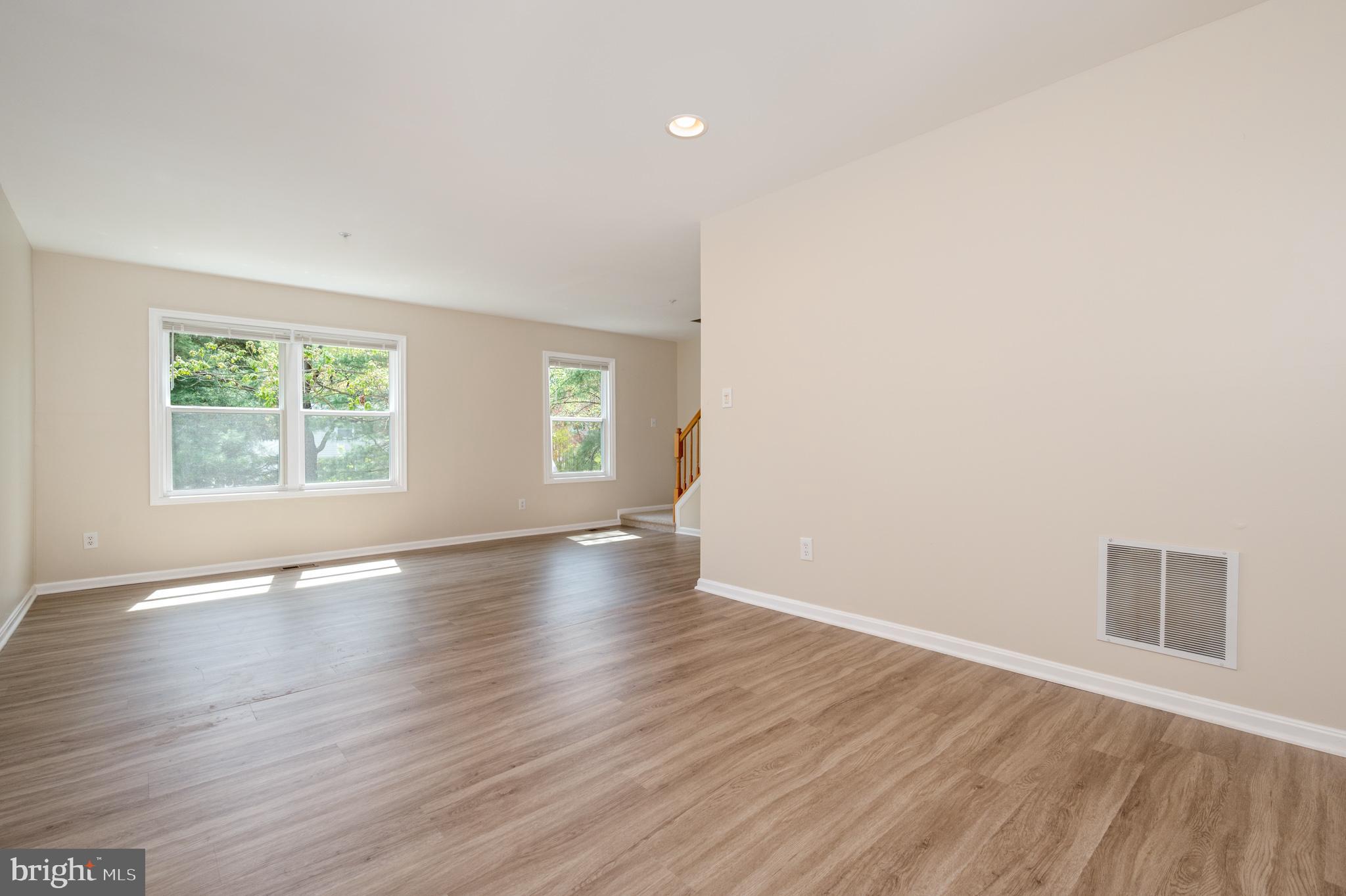 PINE VALLEY - Residential