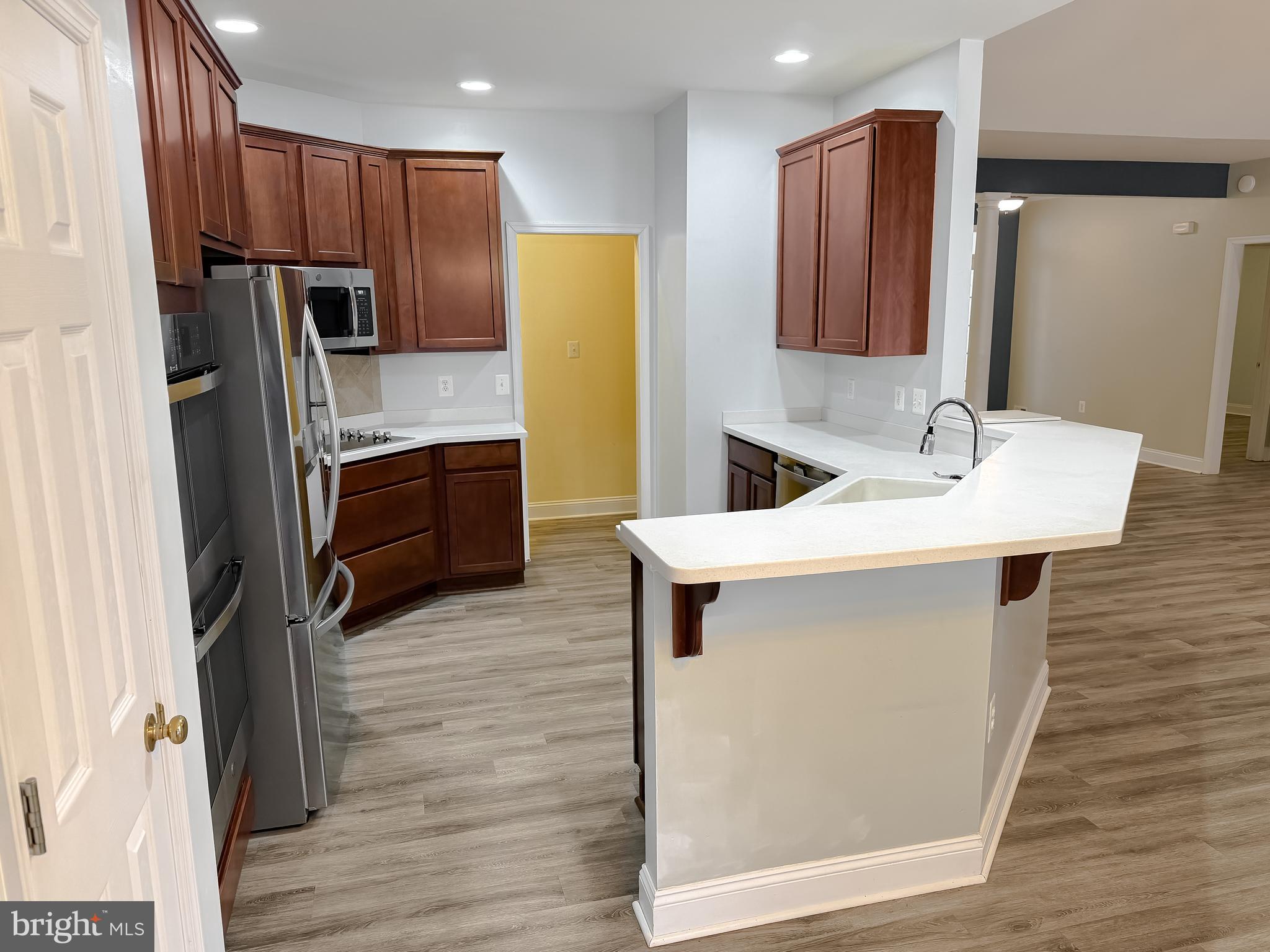 MCINTOSH ESTATES - Residential