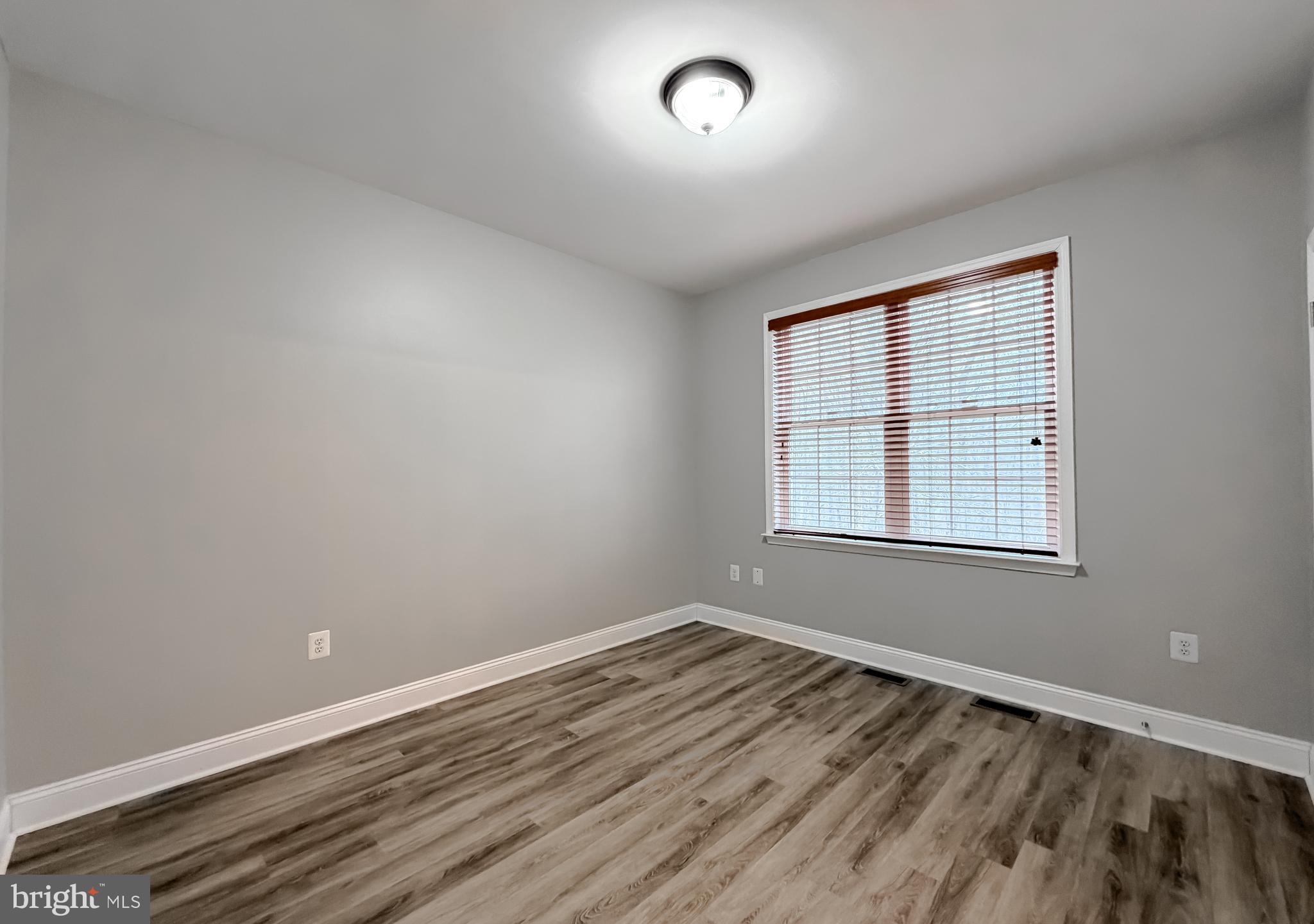 MCINTOSH ESTATES - Residential