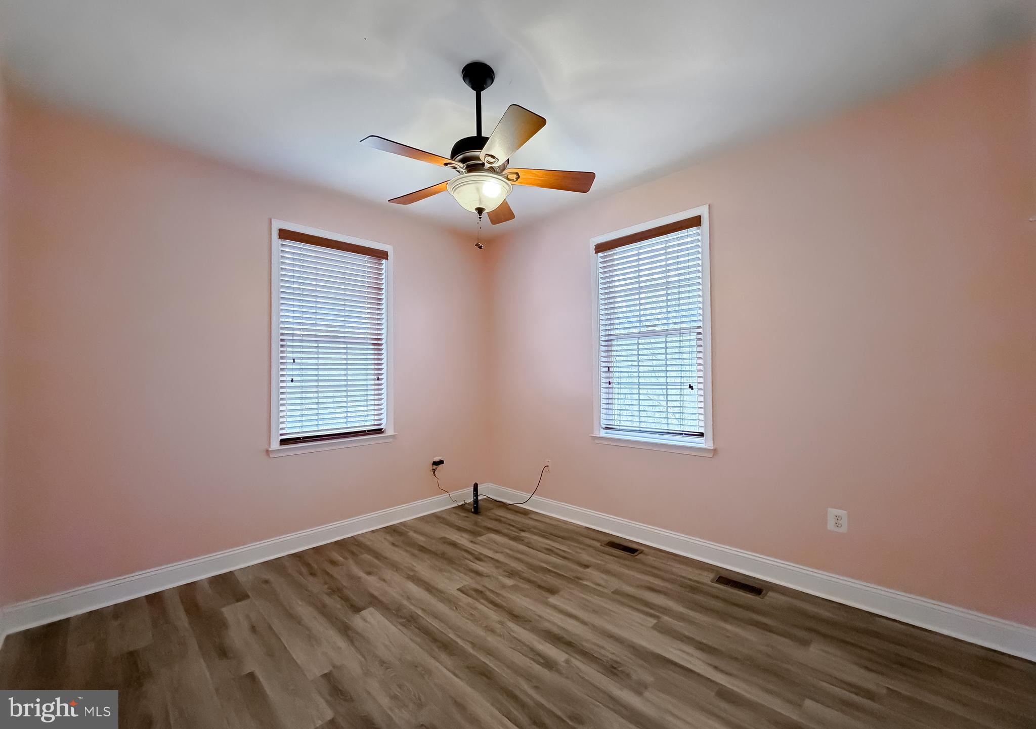 MCINTOSH ESTATES - Residential