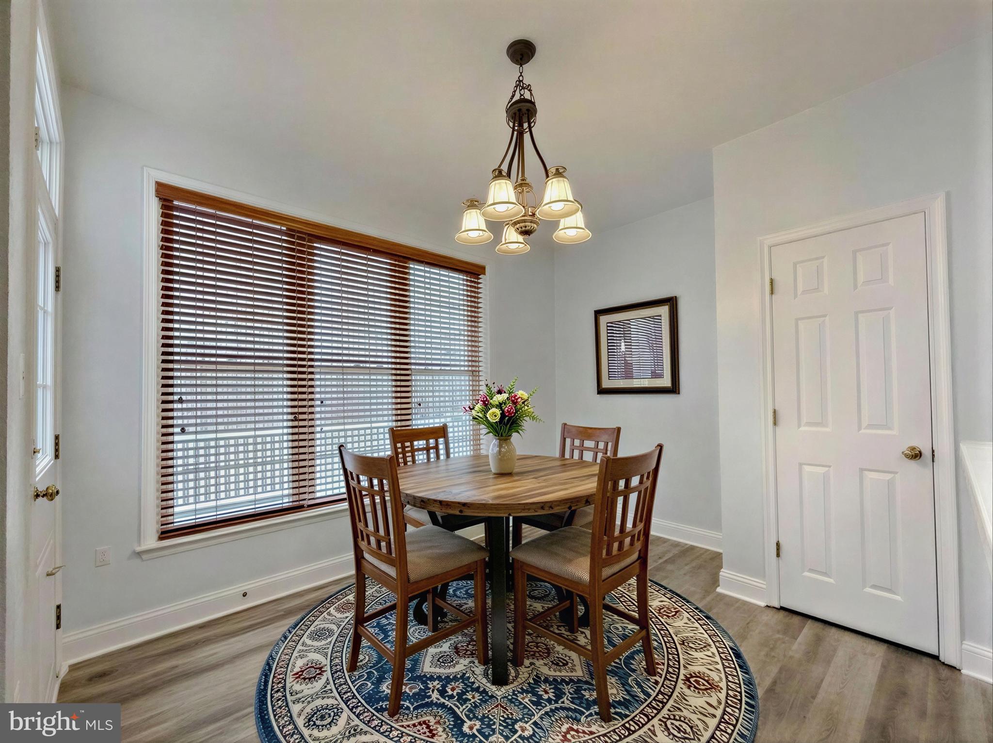 MCINTOSH ESTATES - Residential