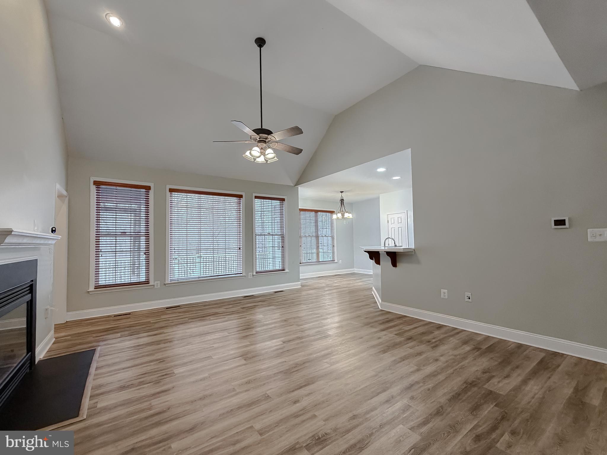 MCINTOSH ESTATES - Residential