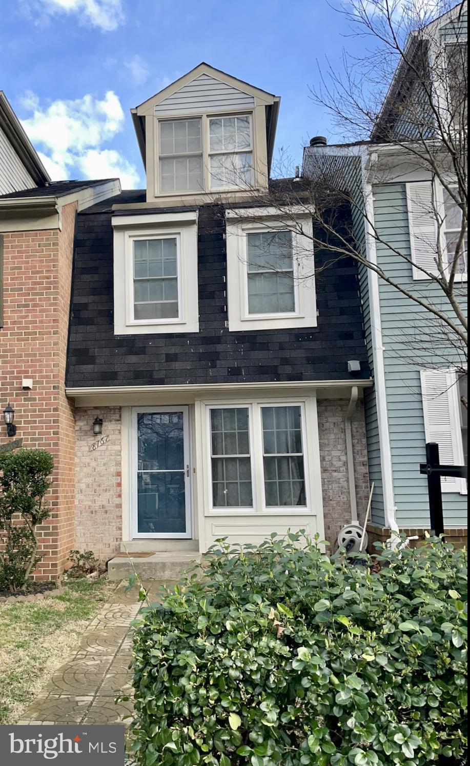 SUFFOLK PLACE - Residential