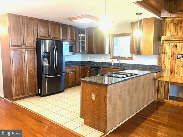 DARES BEACH - Residential Lease