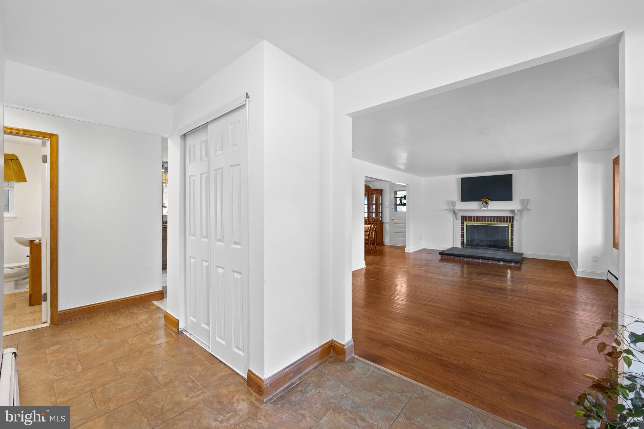 CHADDS FORD KNOLL - Residential