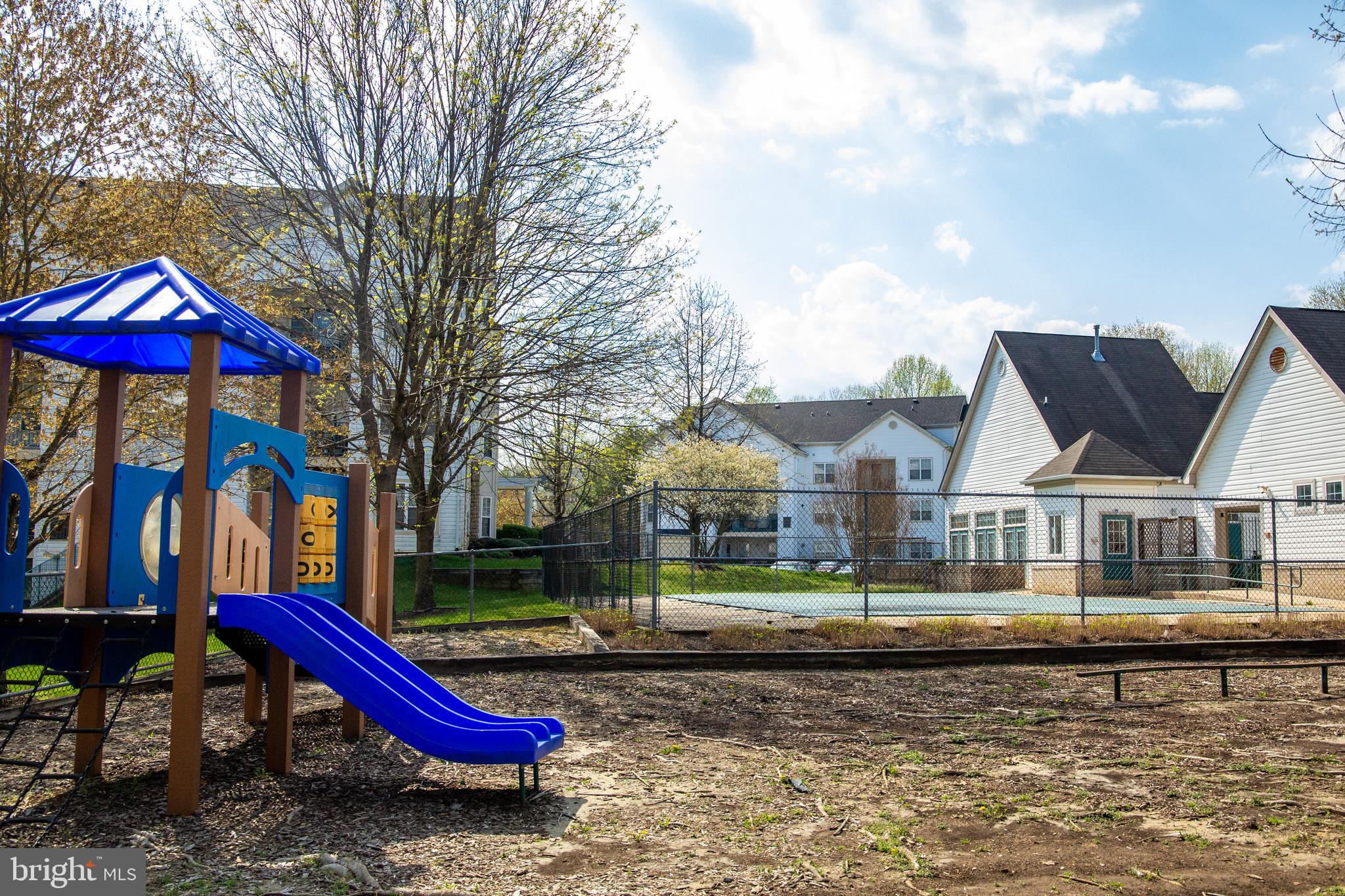 BOWIE TOWERS - Residential