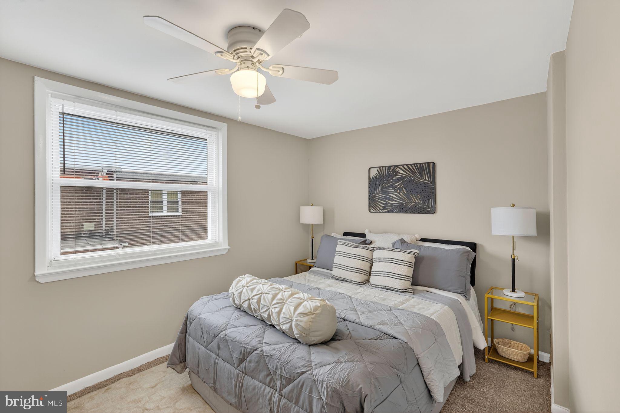 PORT RICHMOND - Residential