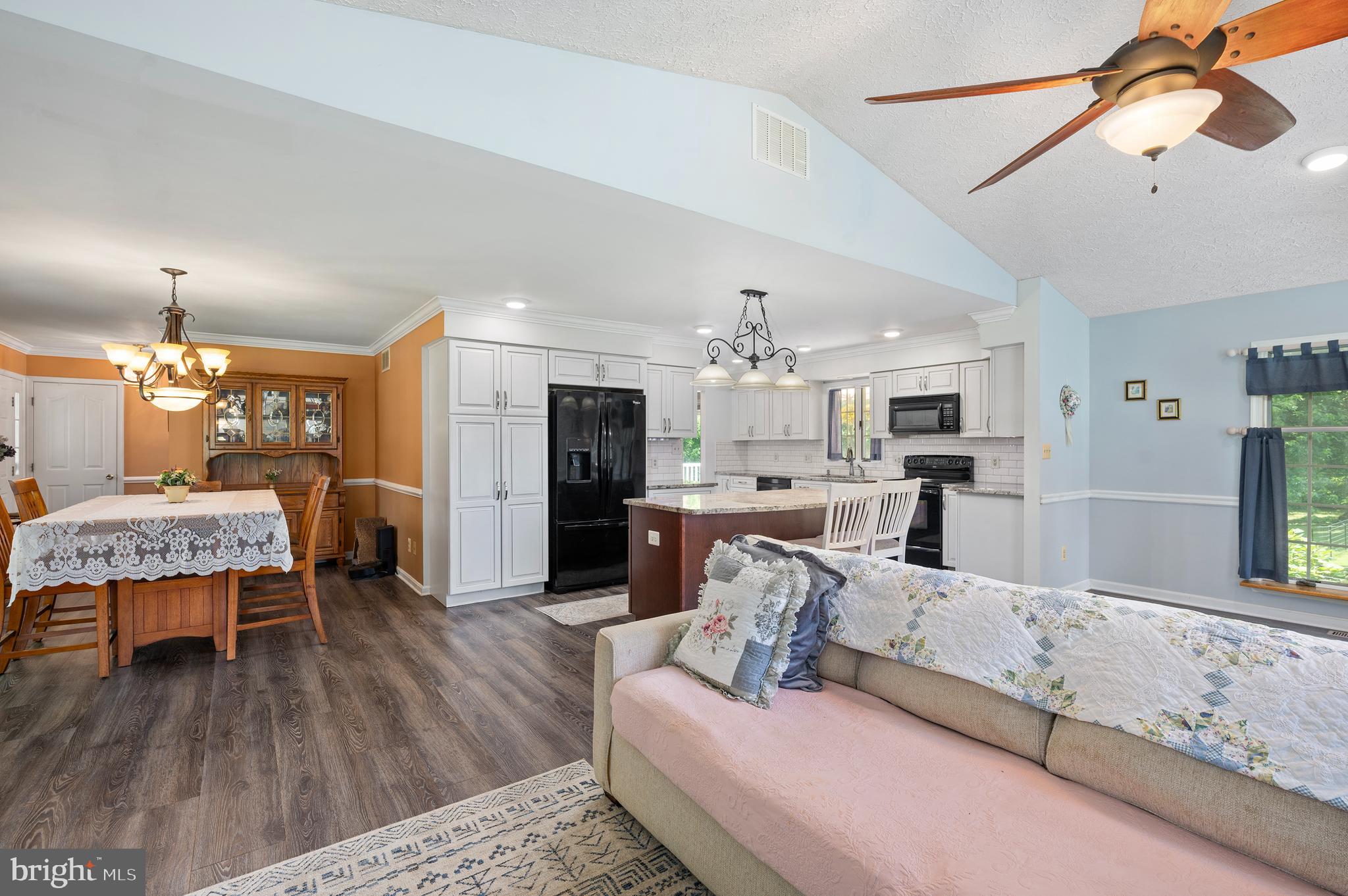 JARRETTSVILLE - Residential