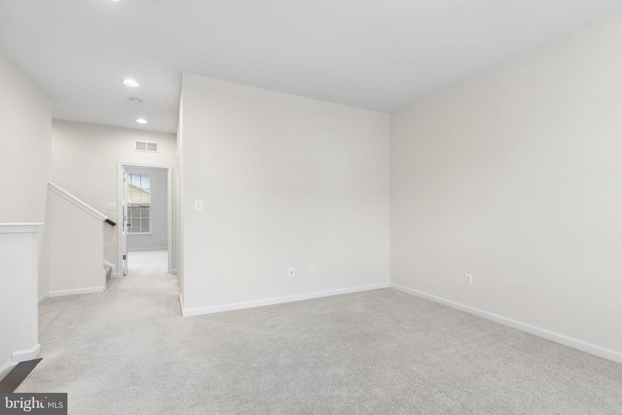 EMBREY MILL - Residential Lease