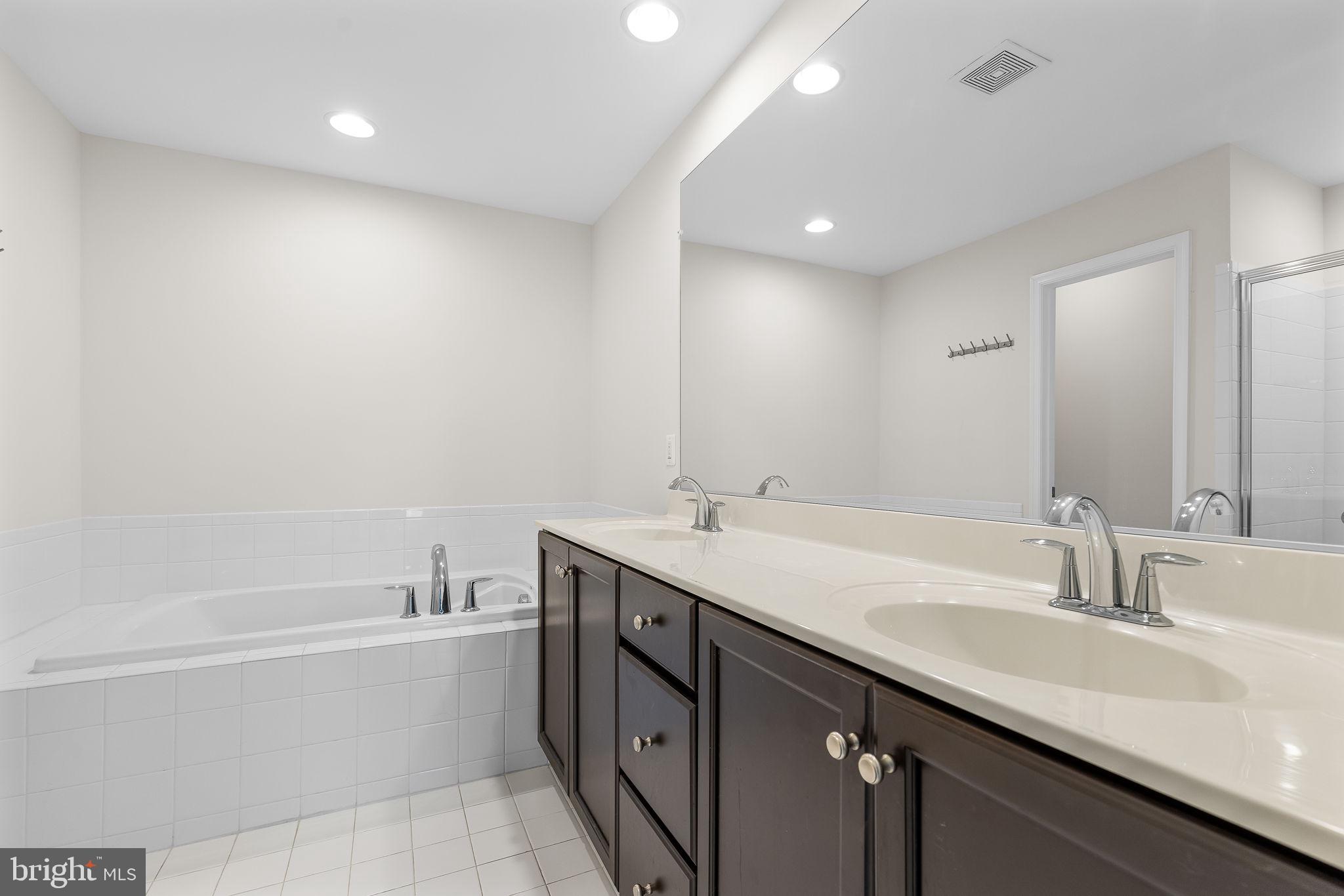 EMBREY MILL - Residential Lease