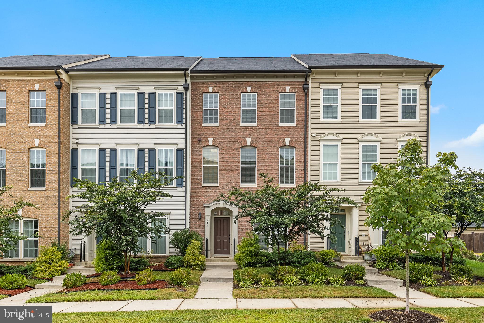 EMBREY MILL - Residential Lease