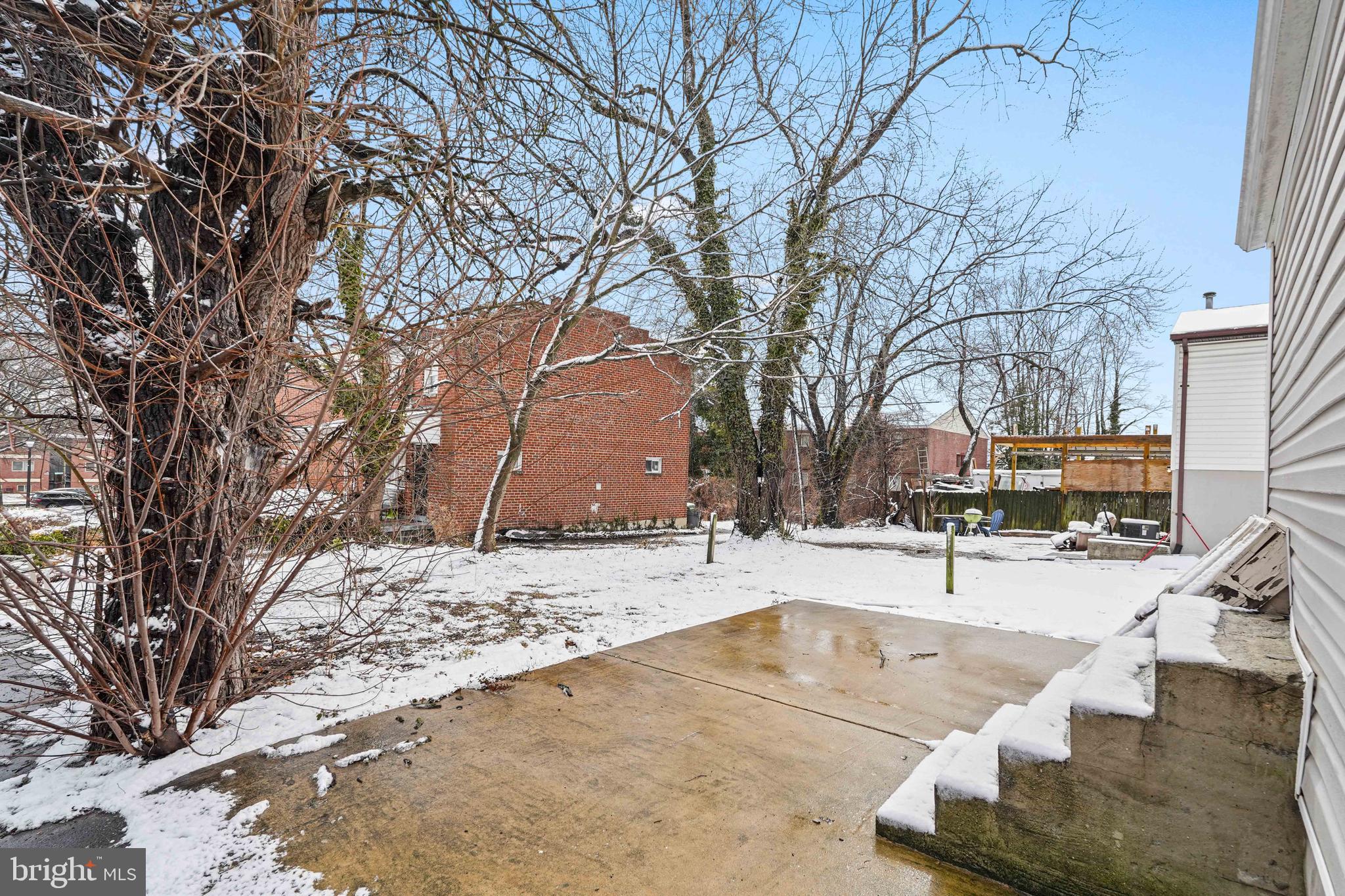 NEW NORTHWOOD - Residential