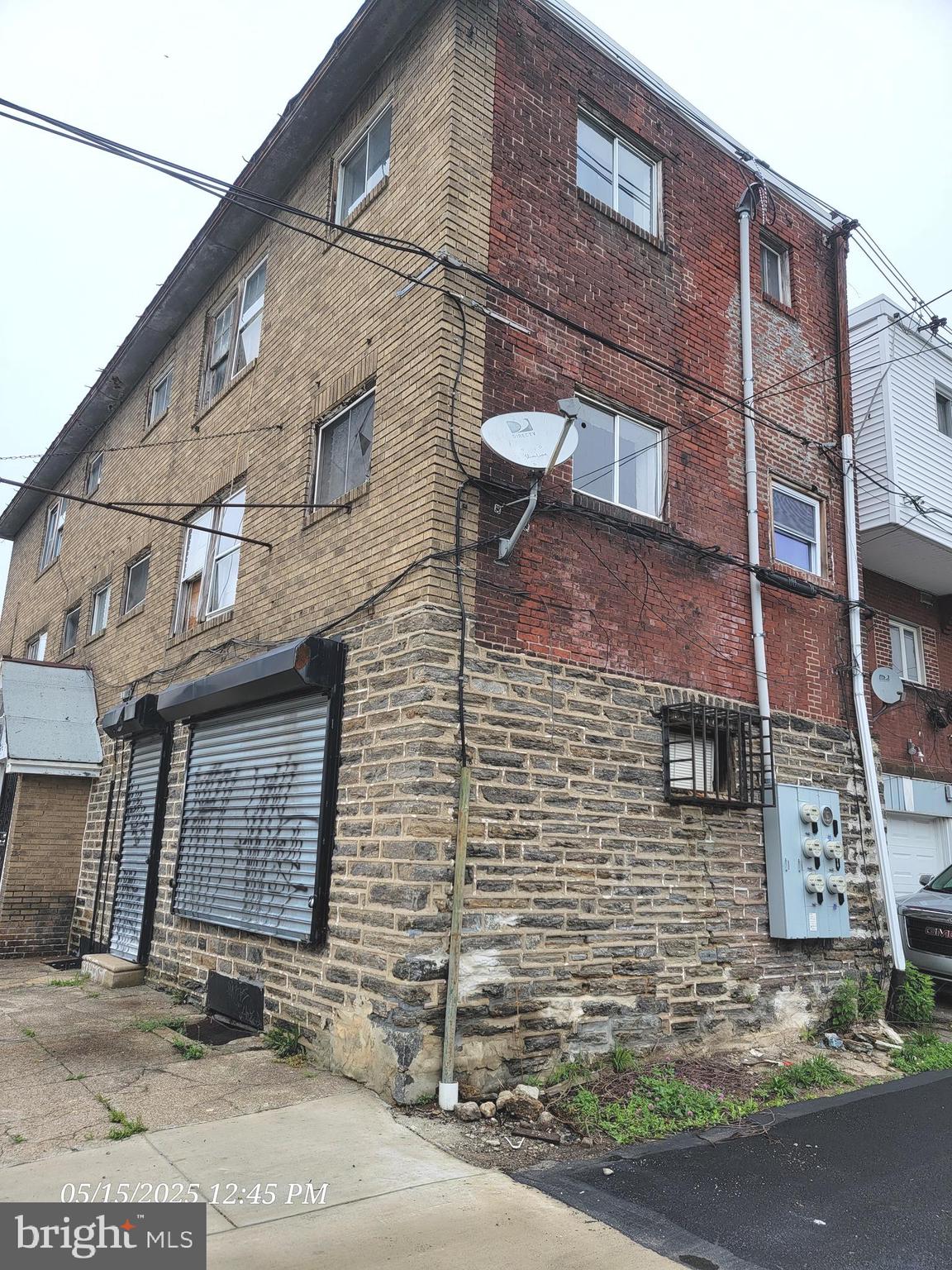 1450 W GRANGE AVENUE