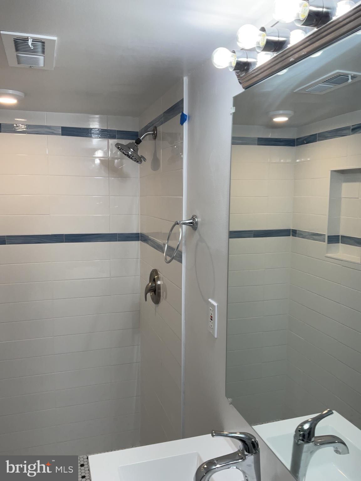 DEER PARK HEIGHTS-ADDN - Residential