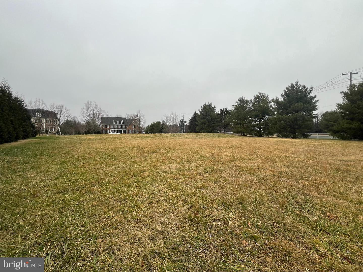 LAYTONSVILLE OUTSIDE - Land