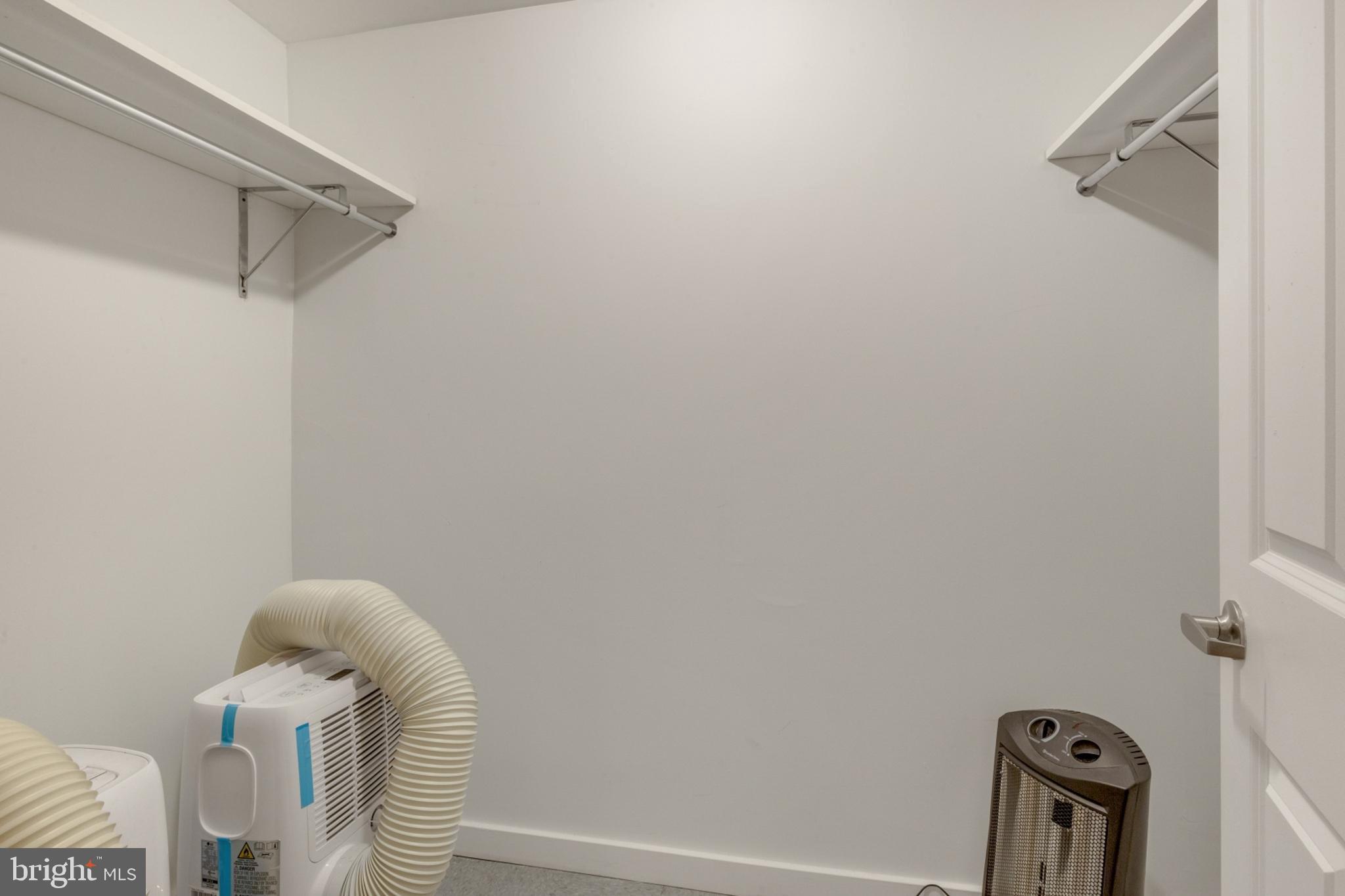 GRADUATE HOSPITAL - Residential Lease