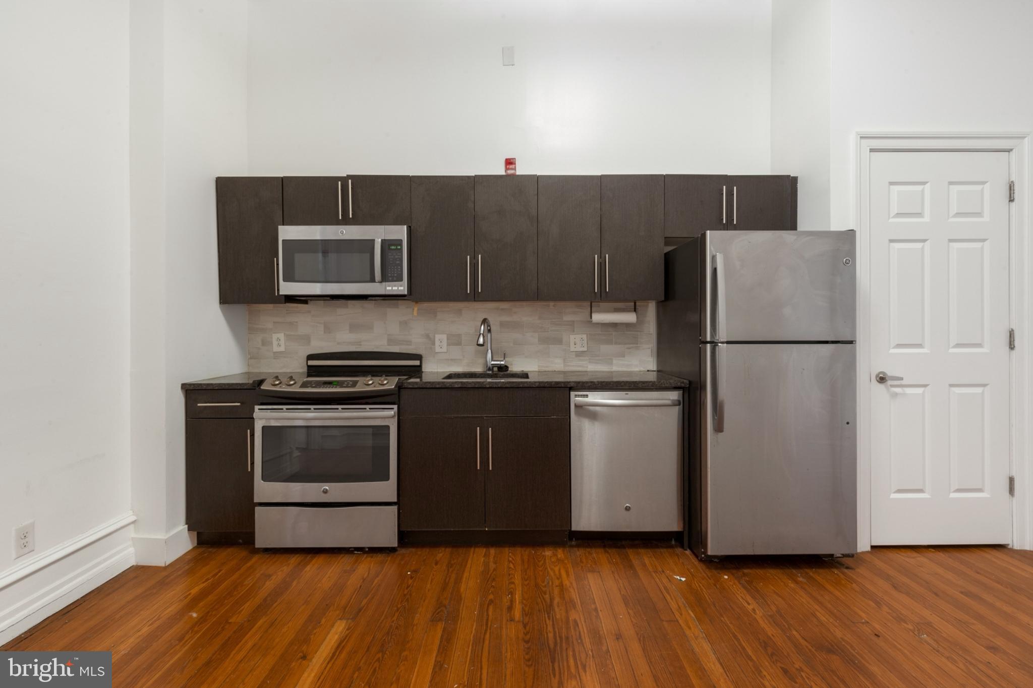 GRADUATE HOSPITAL - Residential Lease