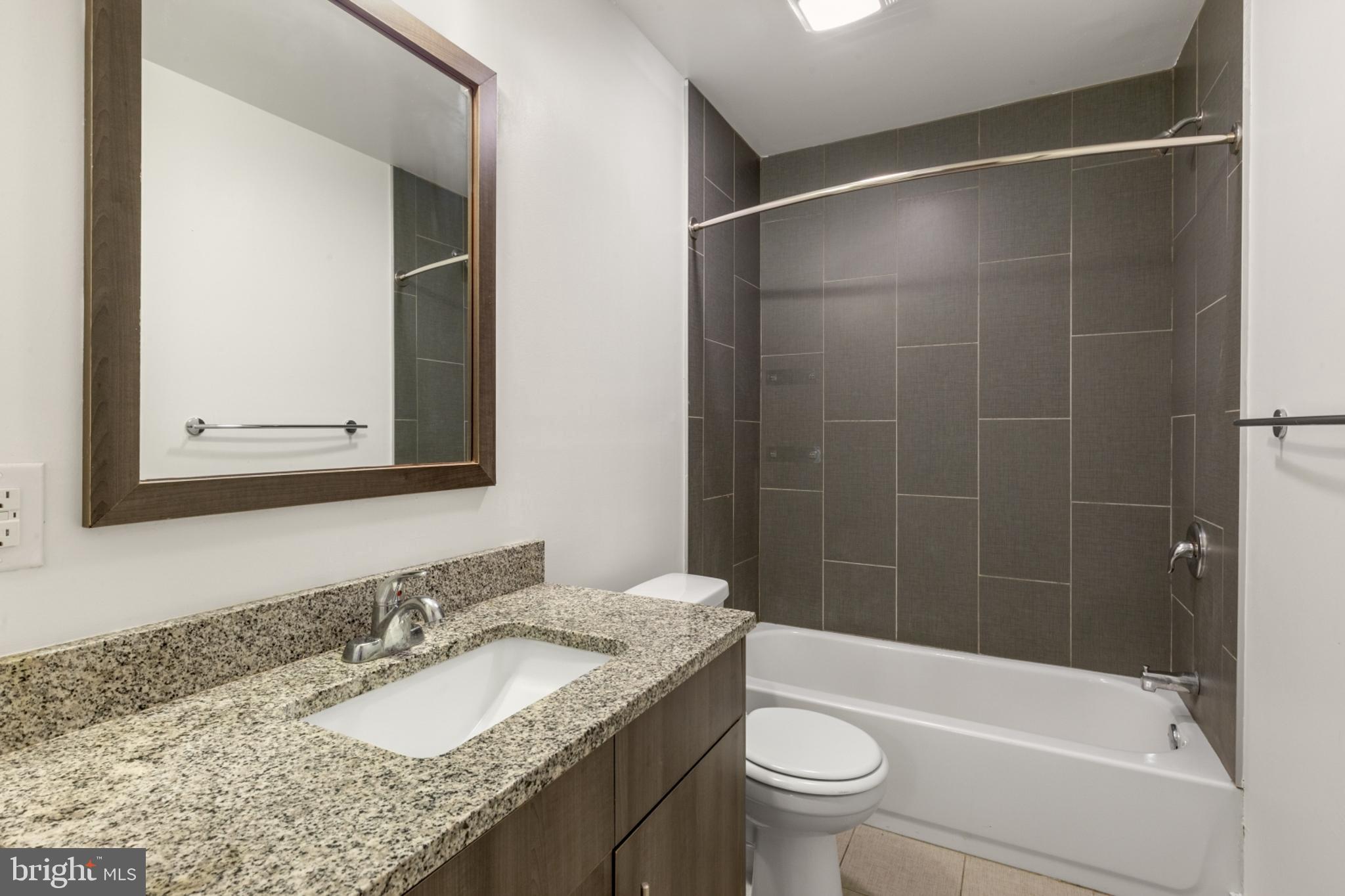 GRADUATE HOSPITAL - Residential Lease