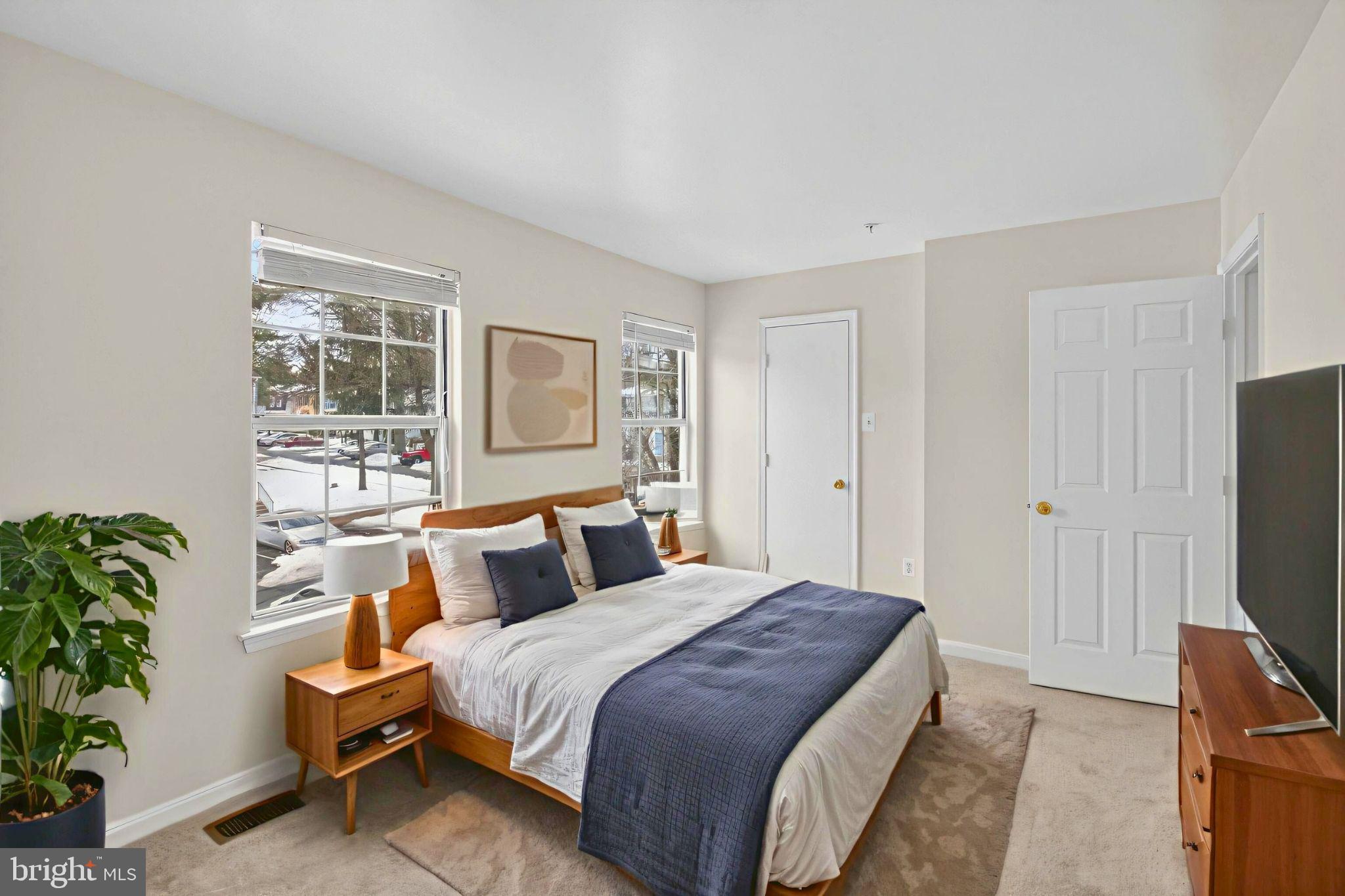 LONDON WOODS - Residential