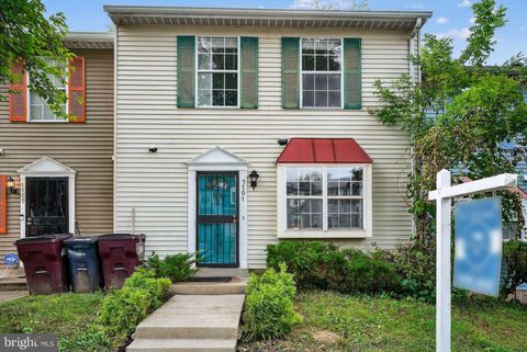 5707 FALKLAND PLACE CAPITOL HEIGHTS MD 20743