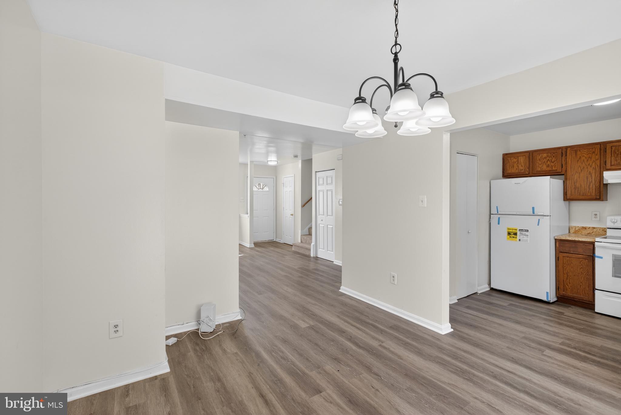 LONDON WOODS - Residential