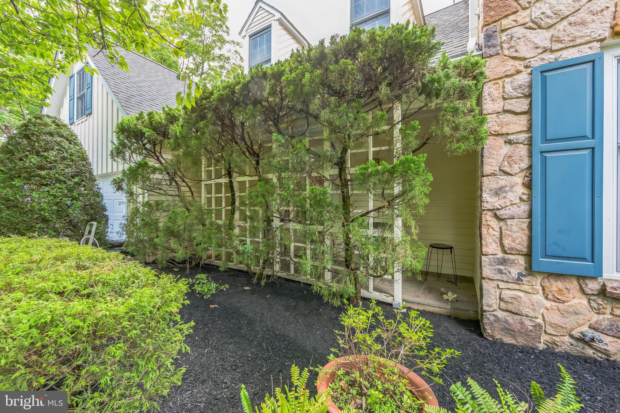 717 EVANS ROAD