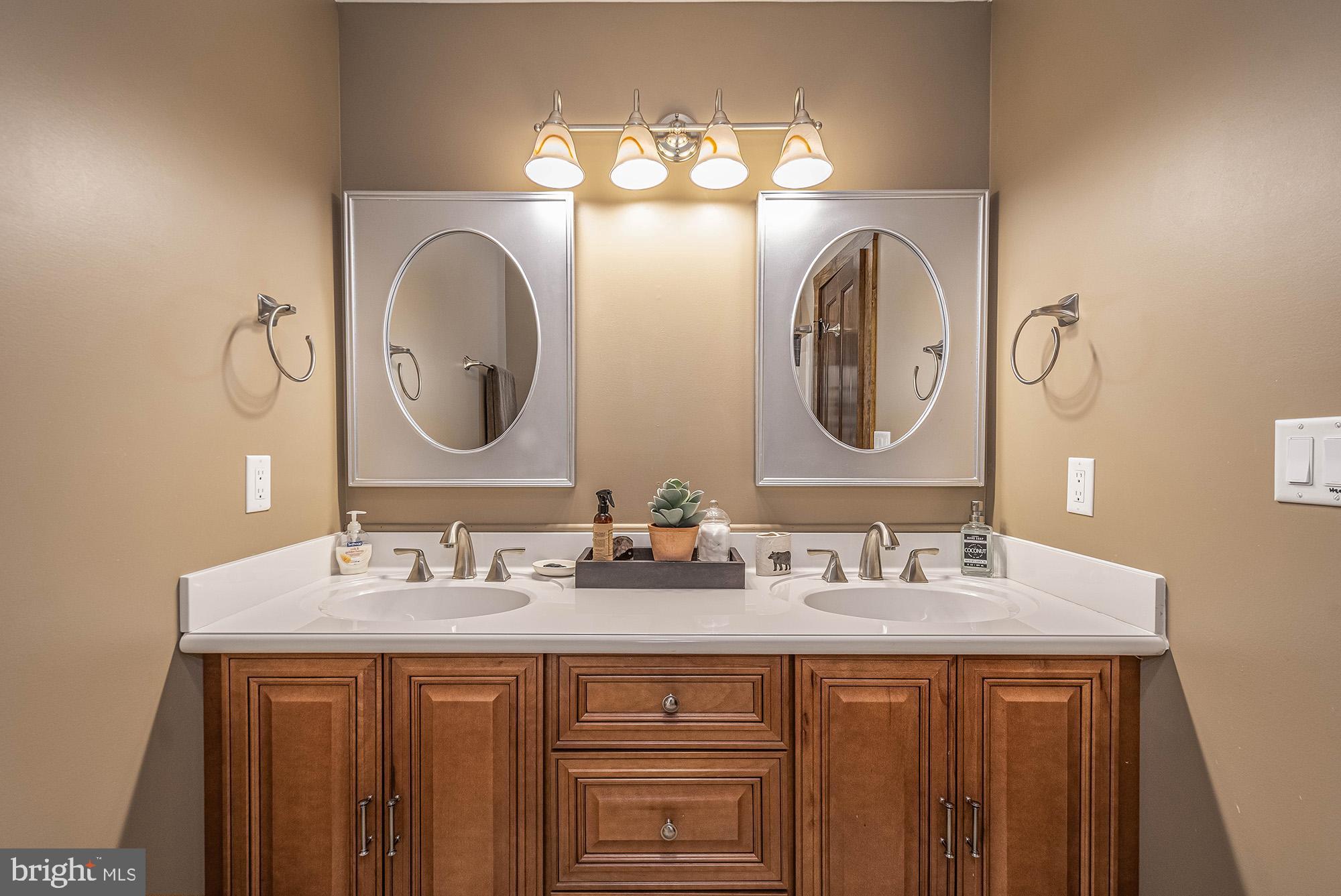 MARSH HILL - Residential