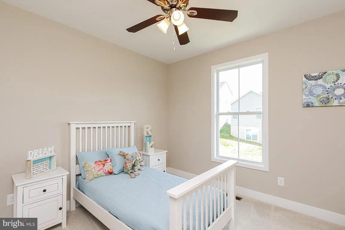 NADENBOUSCH PINES - Residential