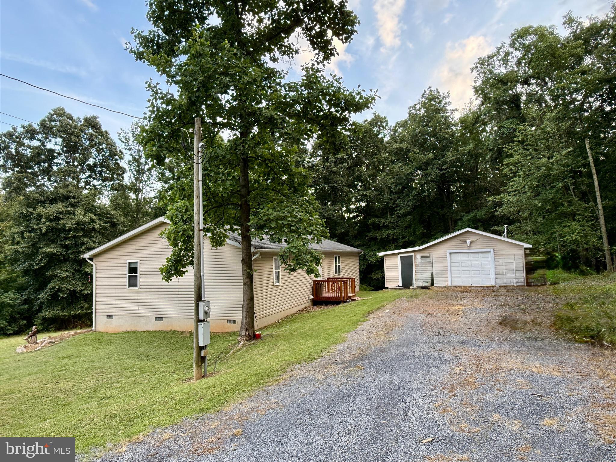 367 CLINTON DRIVE