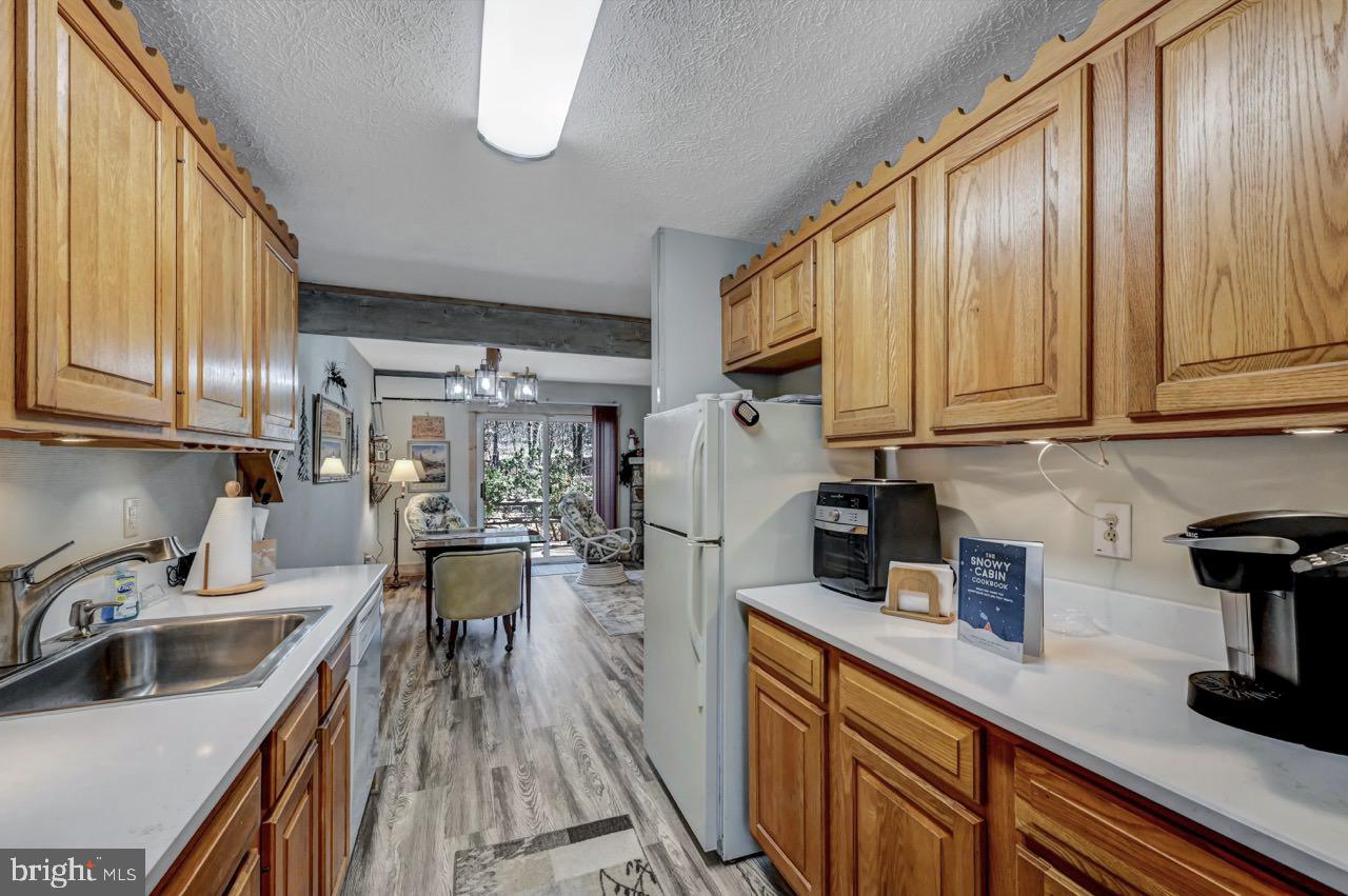 SNOW RIDGE VILLAGE - Residential