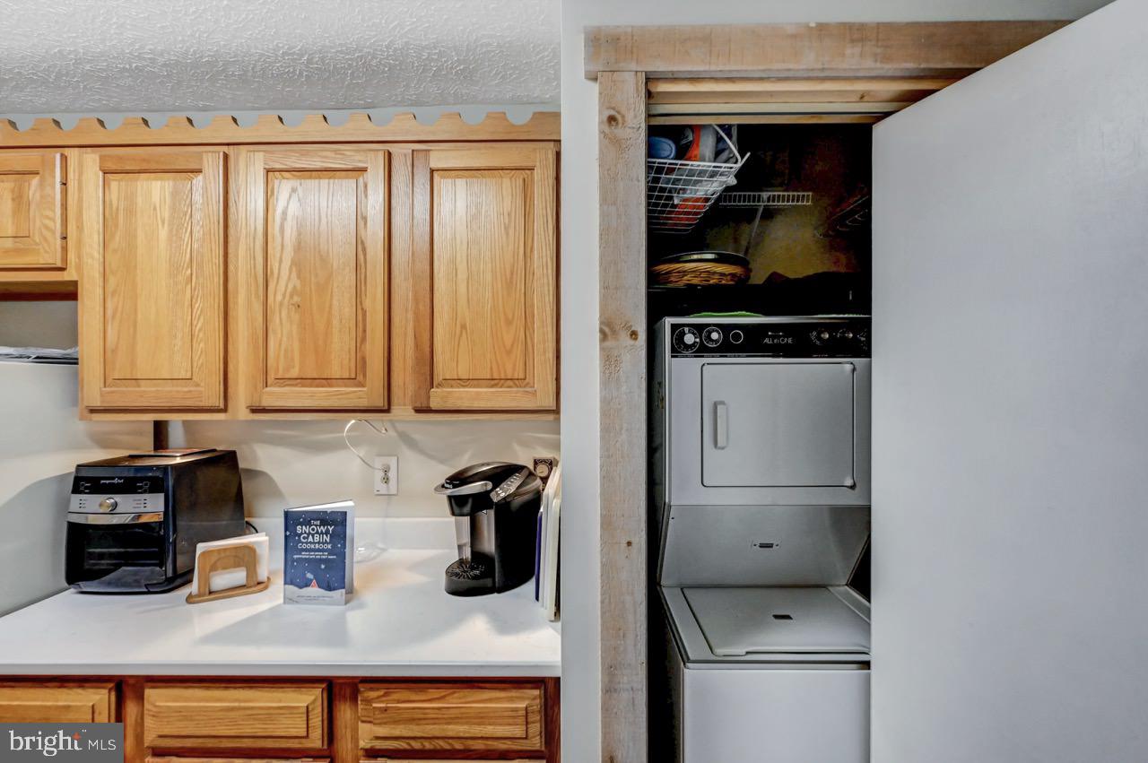 SNOW RIDGE VILLAGE - Residential