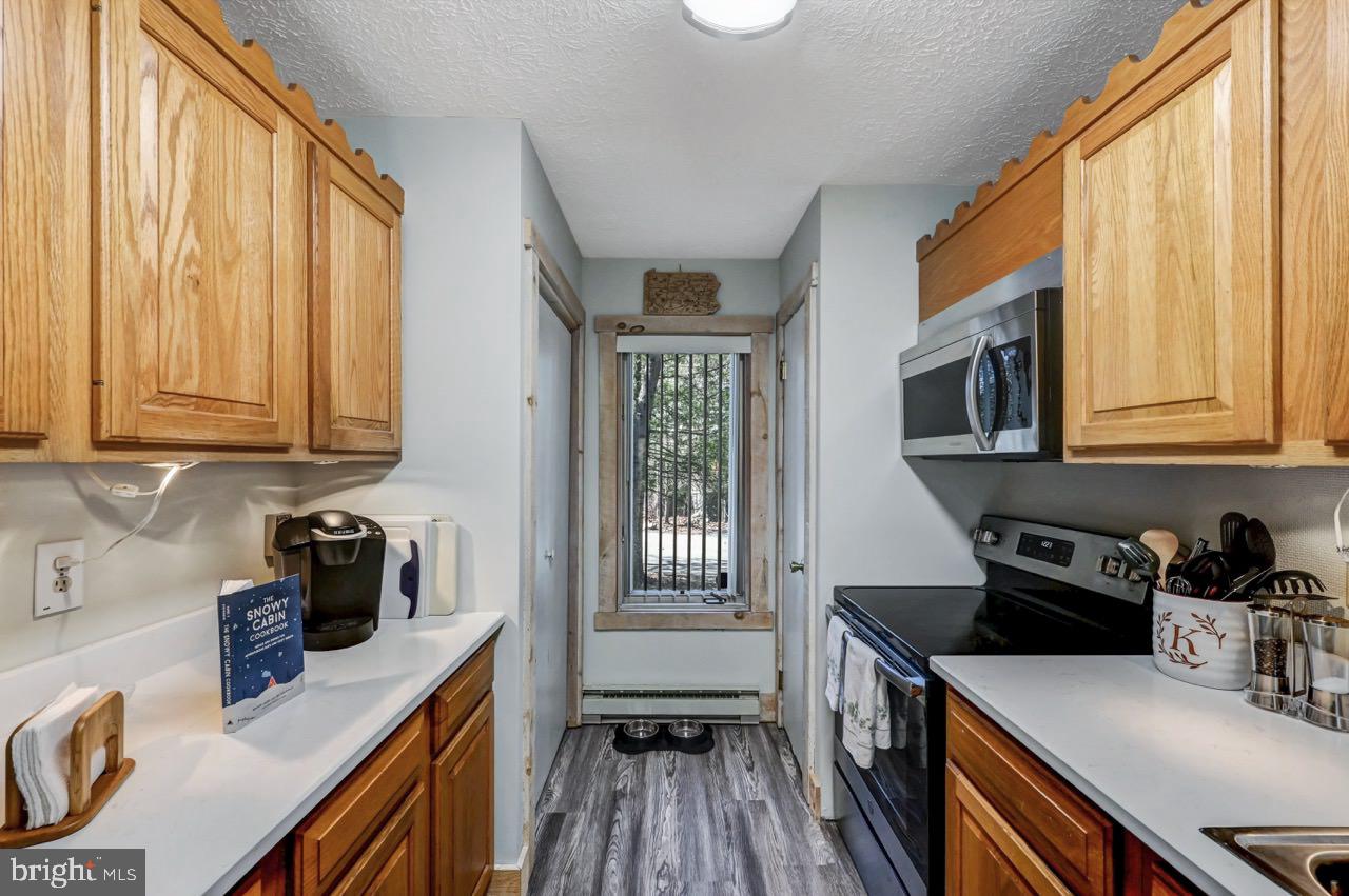 SNOW RIDGE VILLAGE - Residential