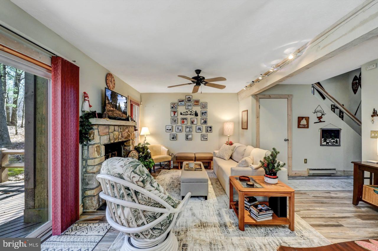 SNOW RIDGE VILLAGE - Residential