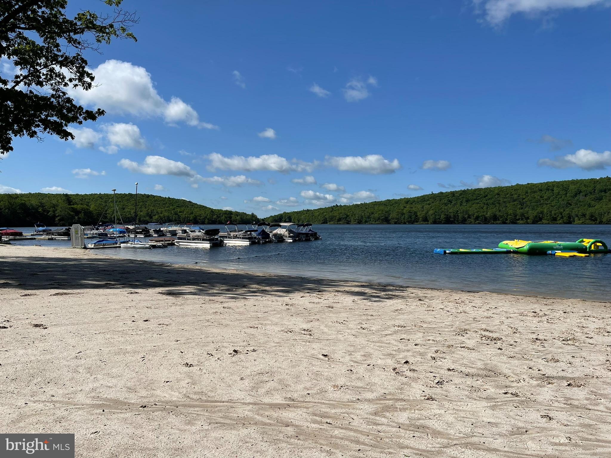 SNOW RIDGE VILLAGE - Residential