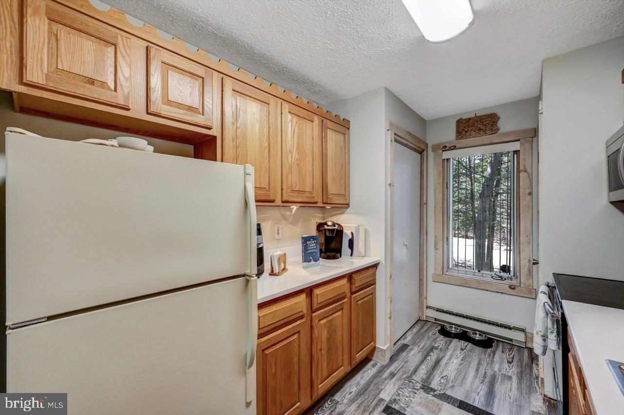 SNOW RIDGE VILLAGE - Residential