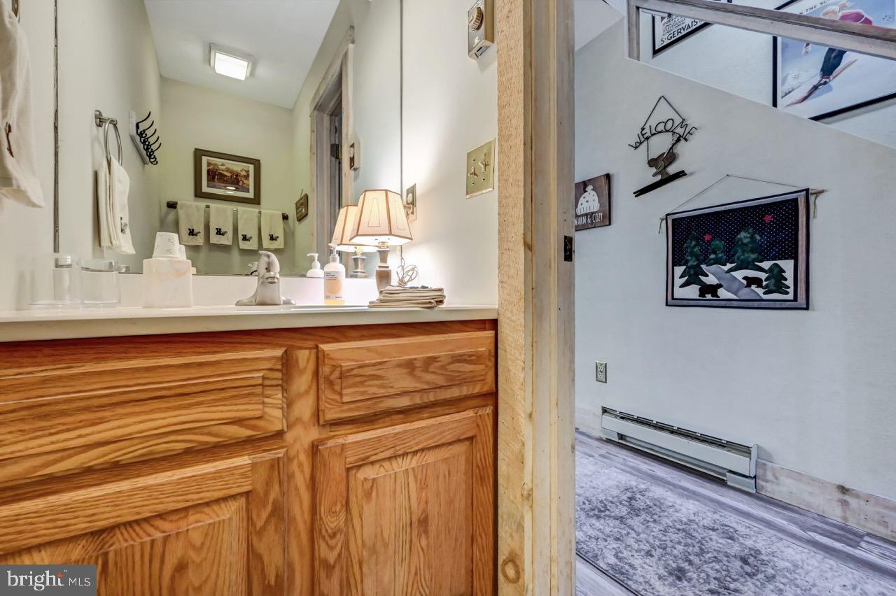 SNOW RIDGE VILLAGE - Residential