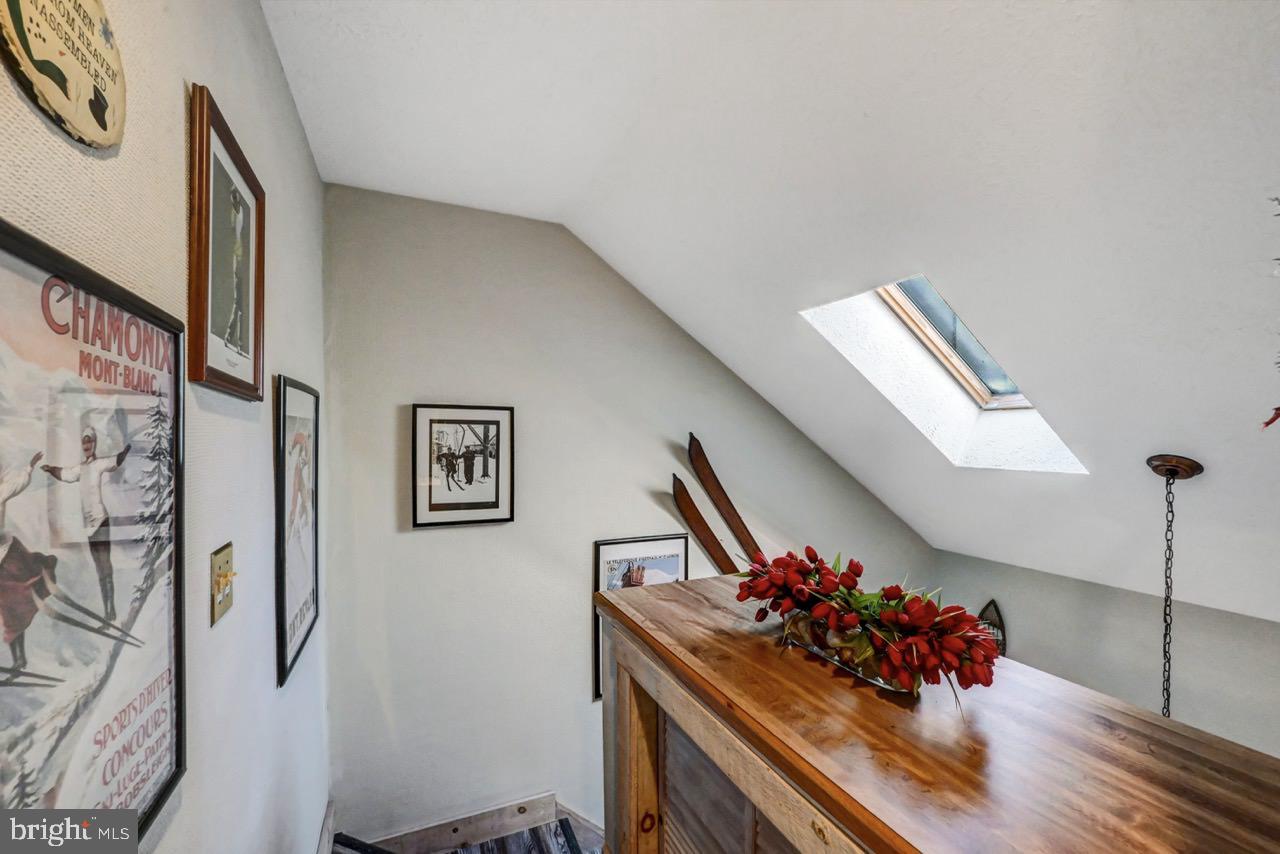 SNOW RIDGE VILLAGE - Residential